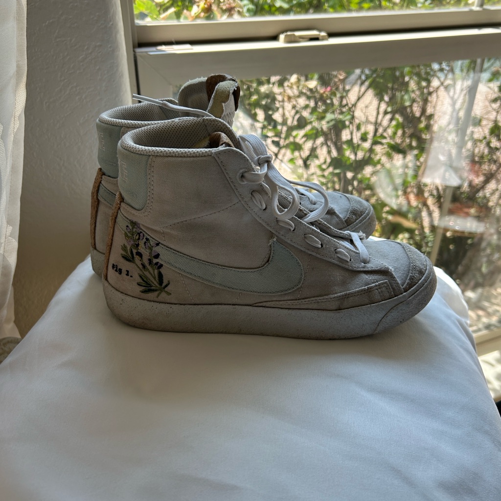 Nike Blazer Mid ‘77 Indigo - White And Light Blue With Floral Embroidery Design